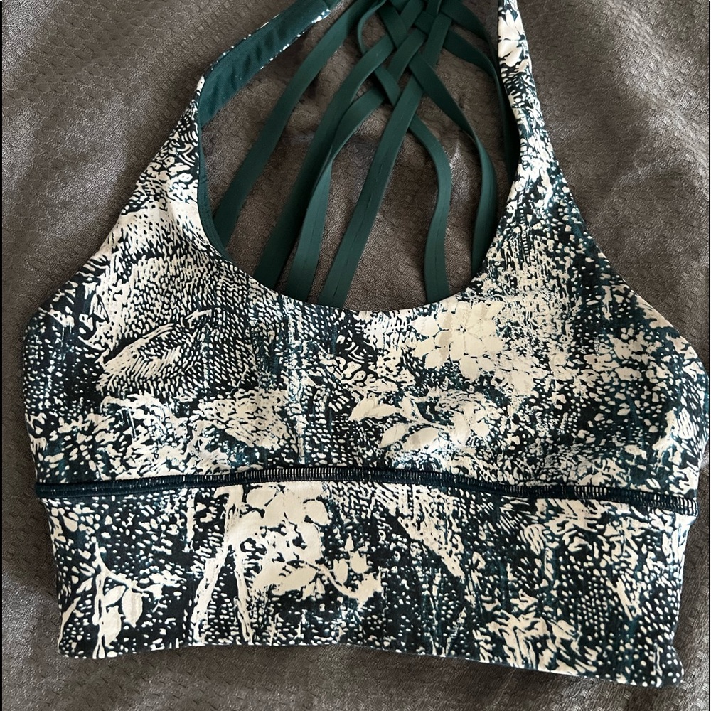 lululemon Free to Be Moved Bra